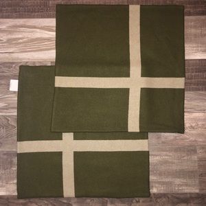 Williams Sonoma pillow cases Christmas green